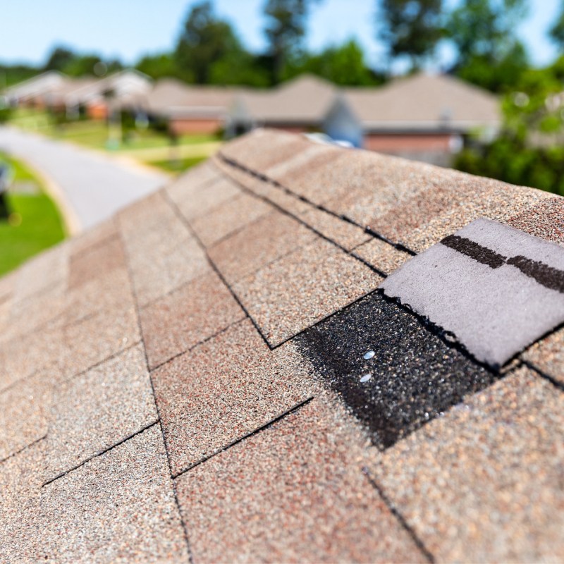 service emergency roof repair work